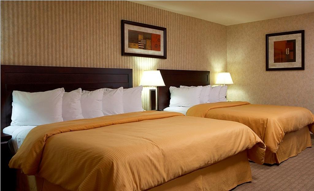 Quality Hotel & Suites Langley Eksteriør billede